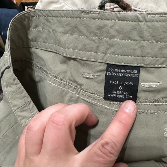 Kuhl women’s tan mountain culture woven stretch hiking outdoor shorts size 6 - Picture 2 of 4